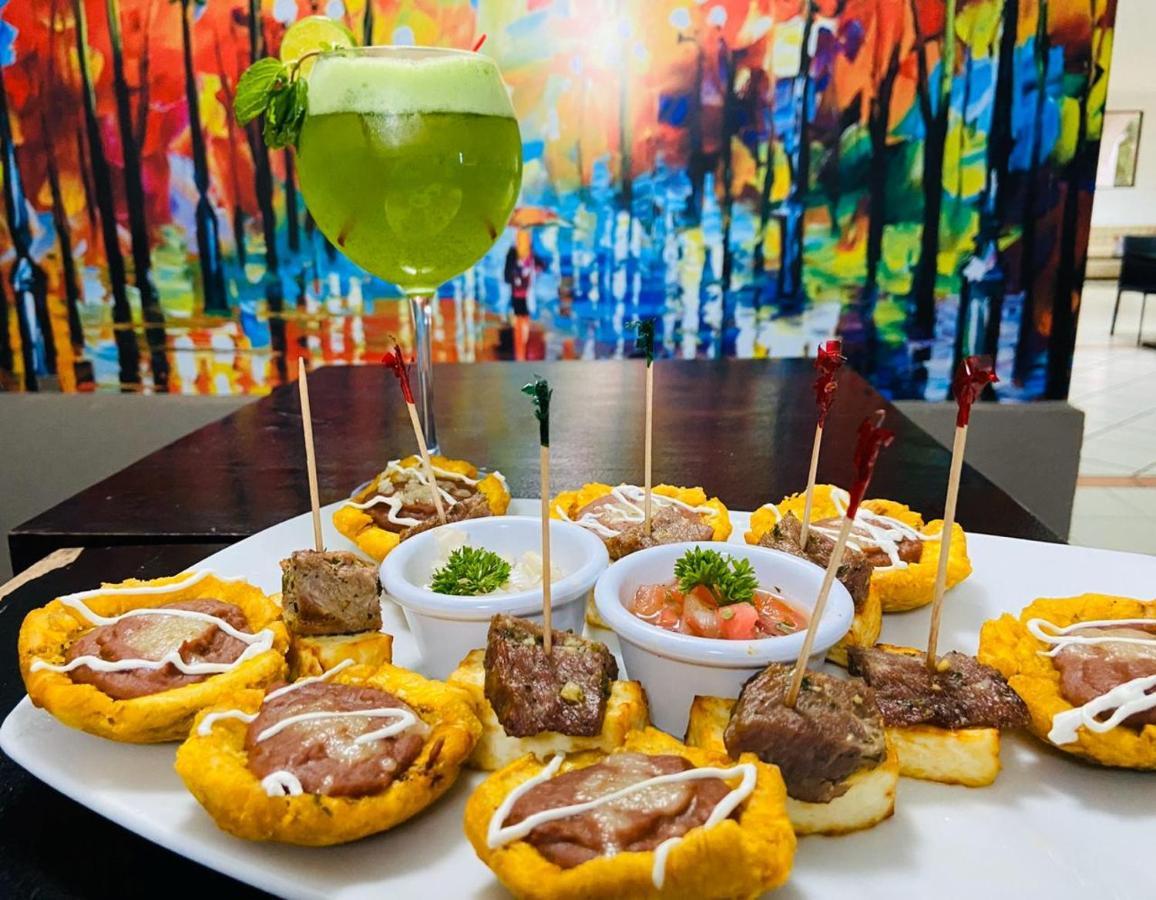Farallones Hotel تشينانديغا المظهر الخارجي الصورة